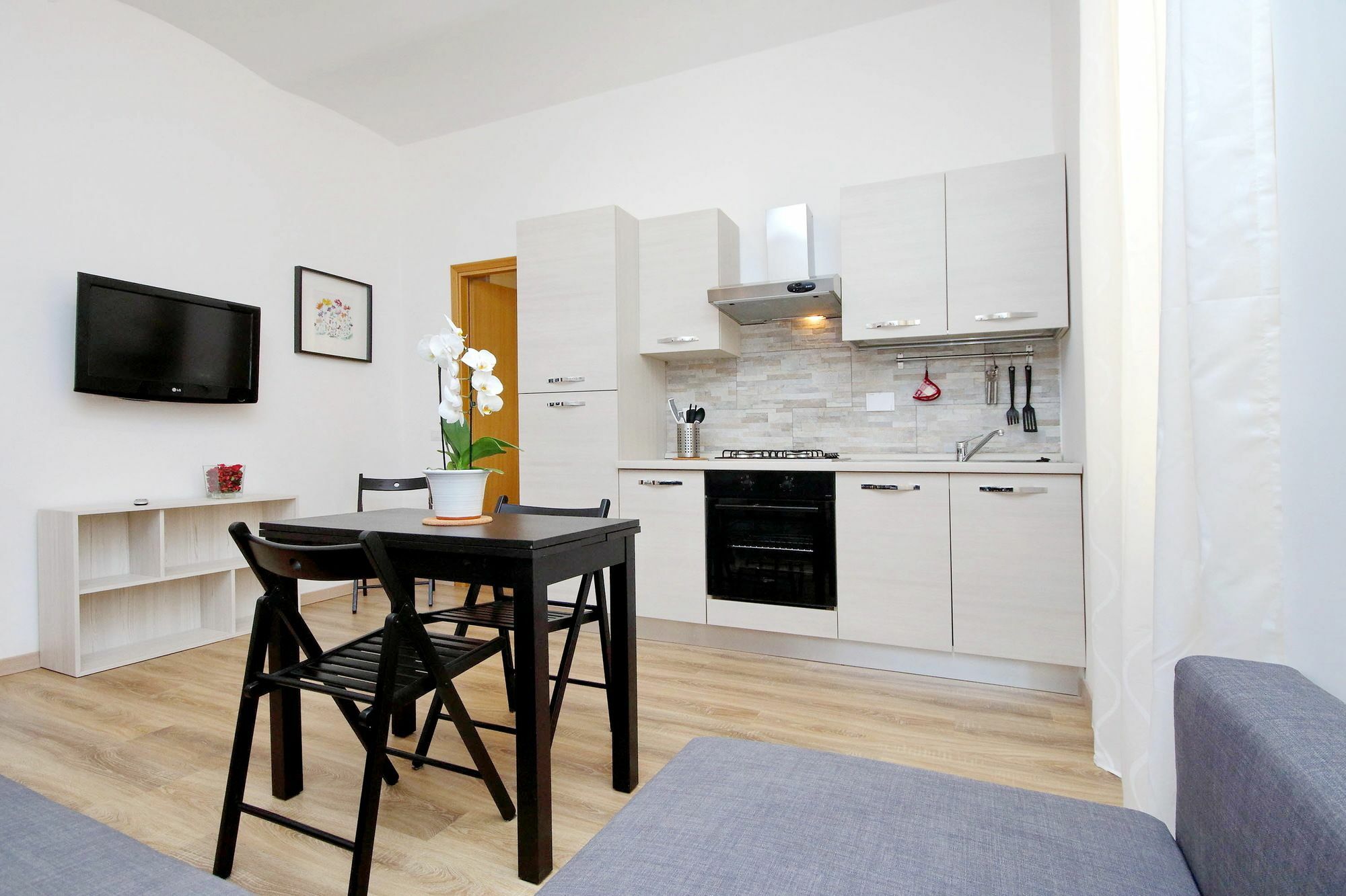 San Lorenzo District Apartment Rom